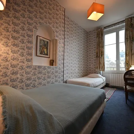 Hotel Esmeralda Parigi